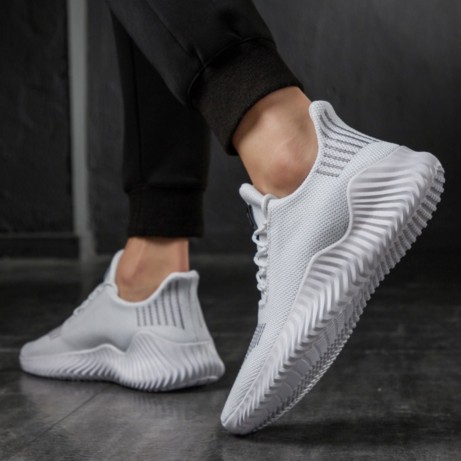 Men's Casual Sneakers Men's Sports Running Breathable Shoes